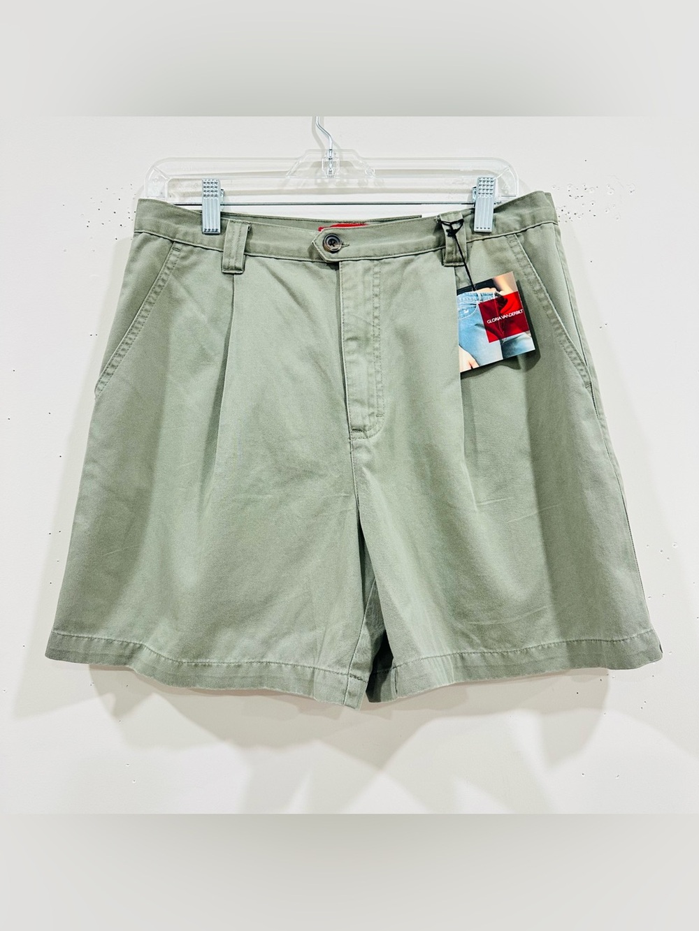 Gloria Vanderbilt Women’s Pleated Bermuda Shorts Sage Green Cotton Sz 12‎ NWT